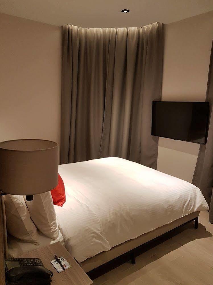 Le Grove Serviced Residences Singapore Exterior photo